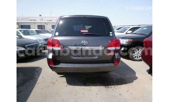 Acheter Import Voiture Toyota Land Cruiser Autre à Import - Dubai, Ouganda Acheter Import Voiture Toyota Land Cruiser Autre à Import - Dubai, Ouganda