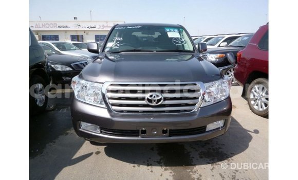Acheter Import Voiture Toyota Land Cruiser Autre à Import - Dubai, Ouganda Acheter Import Voiture Toyota Land Cruiser Autre à Import - Dubai, Ouganda