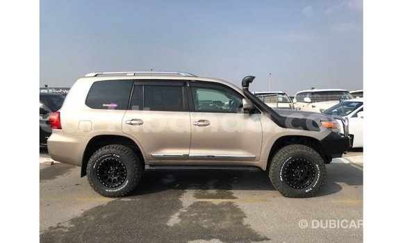 Gura Imported Toyota Land Cruiser Other Imodoka i Import - Dubai mu Uganda Gura Imported Toyota Land Cruiser Other Imodoka i Import - Dubai mu Uganda