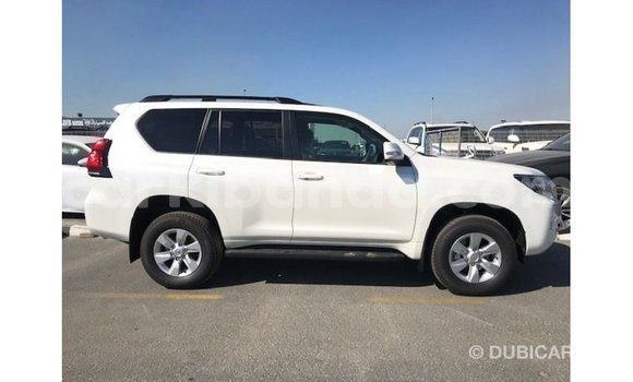 Gura Imported Toyota Prado White Imodoka i Import - Dubai mu Uganda Gura Imported Toyota Prado White Imodoka i Import - Dubai mu Uganda