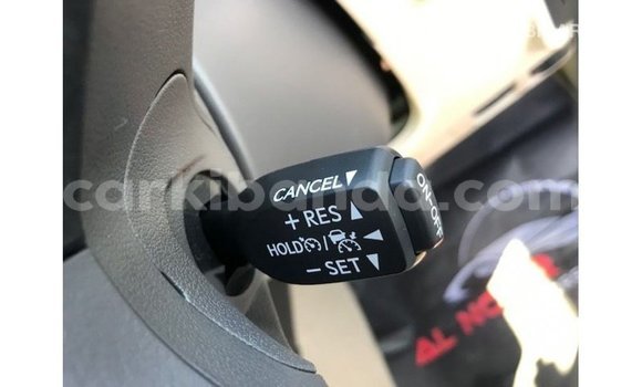 Gura Imported Toyota Prado White Imodoka i Import - Dubai mu Uganda Gura Imported Toyota Prado White Imodoka i Import - Dubai mu Uganda