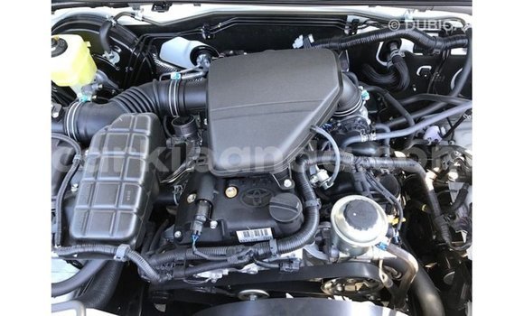 Gura Imported Toyota Prado White Imodoka i Import - Dubai mu Uganda Gura Imported Toyota Prado White Imodoka i Import - Dubai mu Uganda