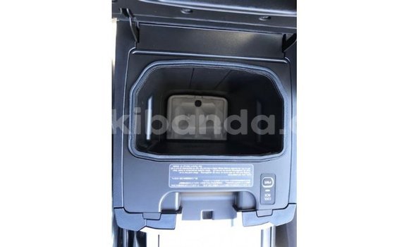 Buy Import Toyota Land Cruiser White Car in Import - Dubai in Uganda Buy Import Toyota Land Cruiser White Car in Import - Dubai in Uganda