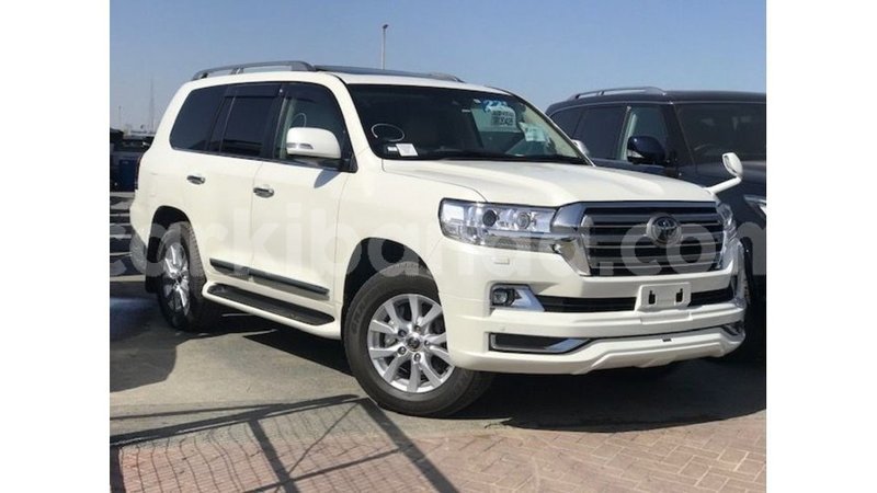 Big with watermark toyota land cruiser uganda import dubai 9212