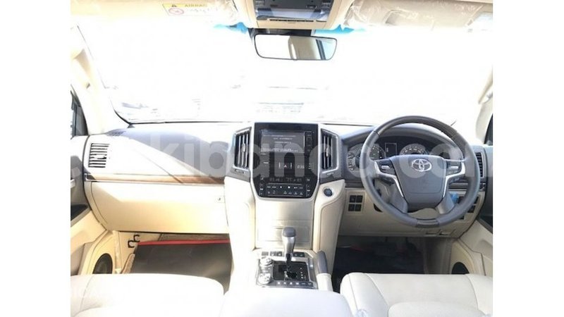 Big with watermark toyota land cruiser uganda import dubai 9212