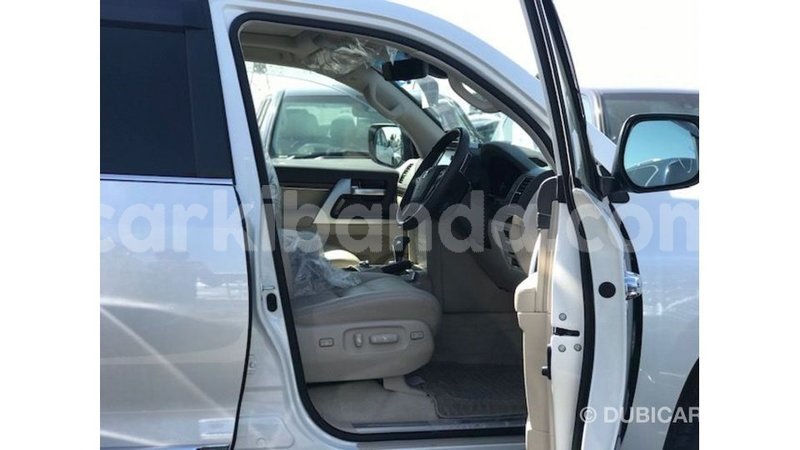 Big with watermark toyota land cruiser uganda import dubai 9212
