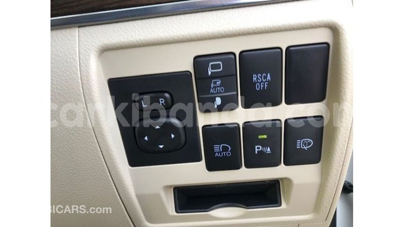 Big with watermark toyota land cruiser uganda import dubai 9212