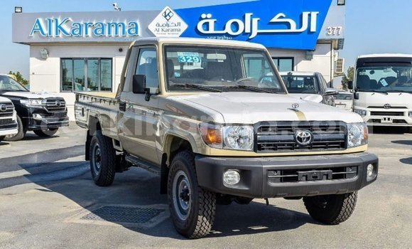 Buy Import Toyota Land Cruiser Beige Car in Import - Dubai in Uganda Buy Import Toyota Land Cruiser Beige Car in Import - Dubai in Uganda