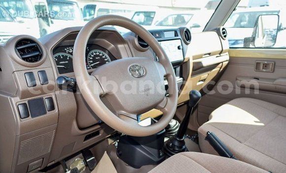 Buy Import Toyota Land Cruiser Beige Car in Import - Dubai in Uganda Buy Import Toyota Land Cruiser Beige Car in Import - Dubai in Uganda