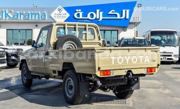 Buy Import Toyota Land Cruiser Beige Car in Import - Dubai in Uganda Buy Import Toyota Land Cruiser Beige Car in Import - Dubai in Uganda