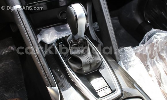 Acheter Import Voiture Renault Koleos Blanc à Import - Dubai, Ouganda Acheter Import Voiture Renault Koleos Blanc à Import - Dubai, Ouganda