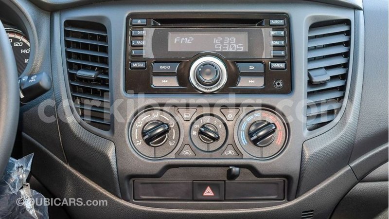 Big with watermark mitsubishi l200 uganda import dubai 9221