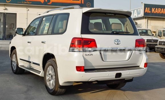 Buy Import Toyota Land Cruiser White Car in Import - Dubai in Uganda Buy Import Toyota Land Cruiser White Car in Import - Dubai in Uganda