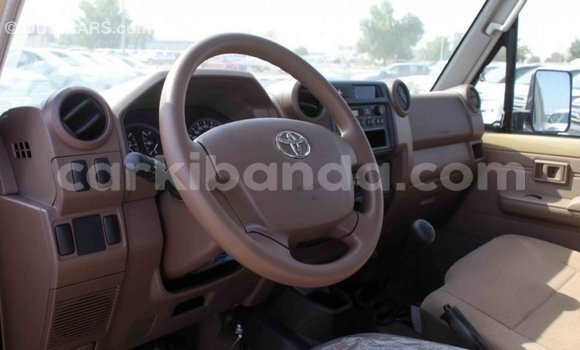 Buy Import Toyota Land Cruiser Beige Car in Import - Dubai in Uganda Buy Import Toyota Land Cruiser Beige Car in Import - Dubai in Uganda