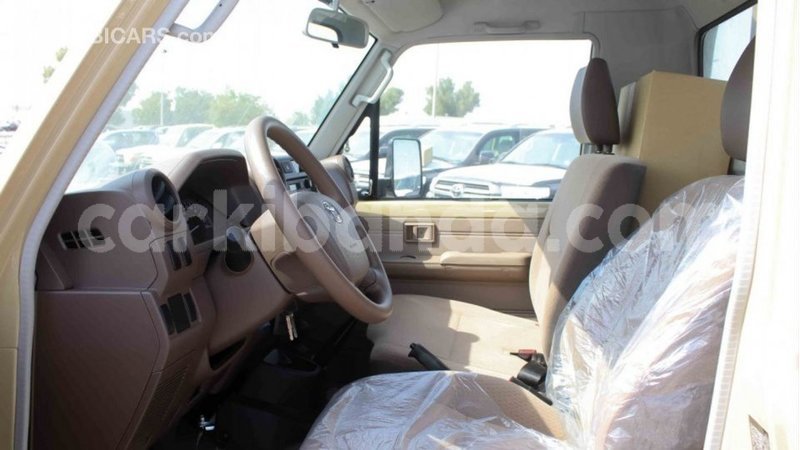 Big with watermark toyota land cruiser uganda import dubai 9224