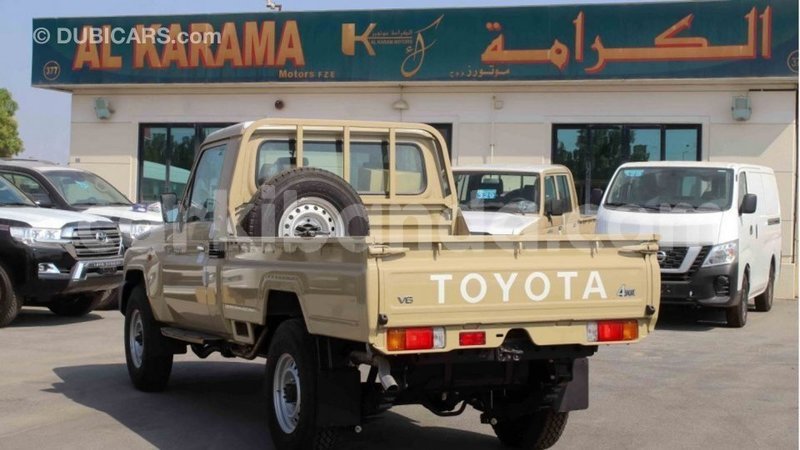 Big with watermark toyota land cruiser uganda import dubai 9224