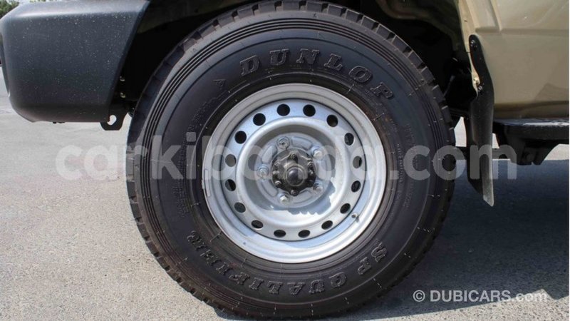 Big with watermark toyota land cruiser uganda import dubai 9224