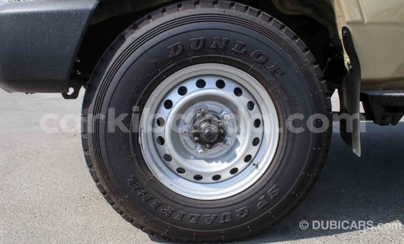 Buy Import Toyota Land Cruiser Beige Car in Import - Dubai in Uganda Buy Import Toyota Land Cruiser Beige Car in Import - Dubai in Uganda