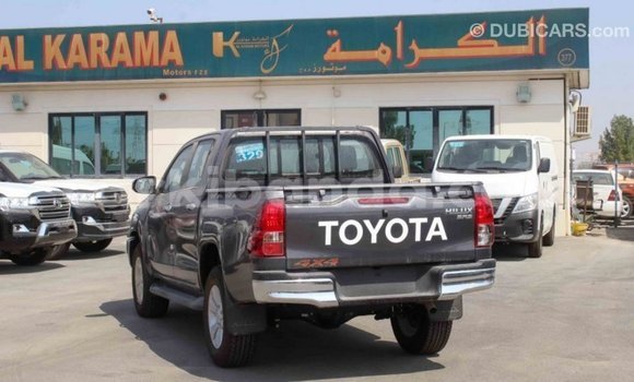 Acheter Import Voiture Toyota Hilux Autre à Import - Dubai, Ouganda Acheter Import Voiture Toyota Hilux Autre à Import - Dubai, Ouganda