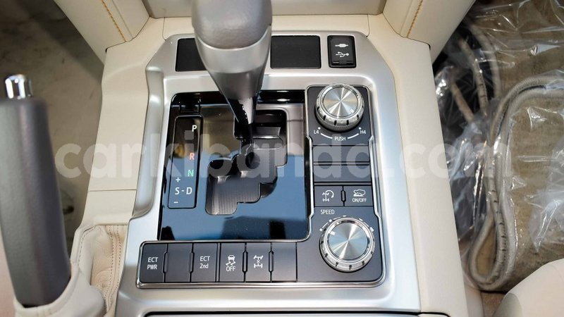 Big with watermark toyota land cruiser uganda import dubai 9237