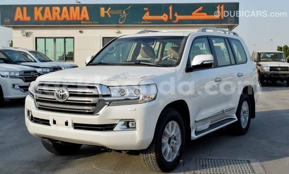 Buy Import Toyota Land Cruiser White Car in Import - Dubai in Uganda Buy Import Toyota Land Cruiser White Car in Import - Dubai in Uganda