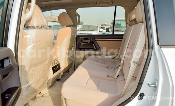 Buy Import Toyota Land Cruiser White Car in Import - Dubai in Uganda Buy Import Toyota Land Cruiser White Car in Import - Dubai in Uganda