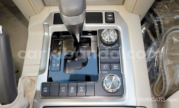 Buy Import Toyota Land Cruiser White Car in Import - Dubai in Uganda Buy Import Toyota Land Cruiser White Car in Import - Dubai in Uganda