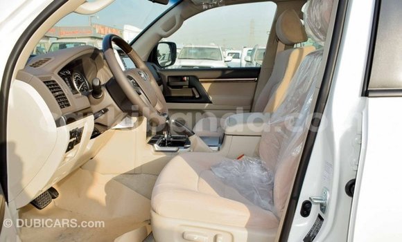 Buy Import Toyota Land Cruiser White Car in Import - Dubai in Uganda Buy Import Toyota Land Cruiser White Car in Import - Dubai in Uganda