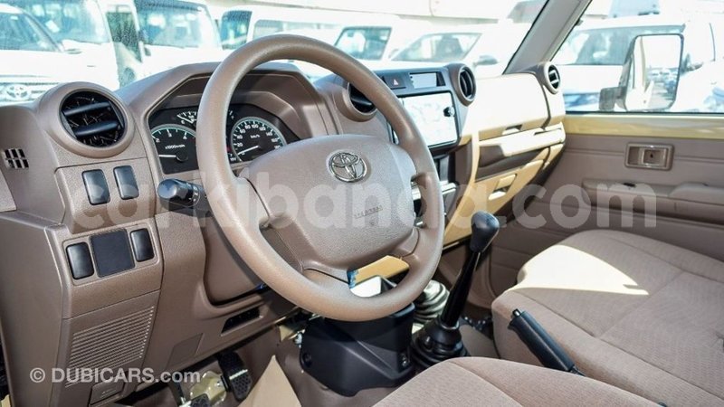 Big with watermark toyota land cruiser uganda import dubai 9240