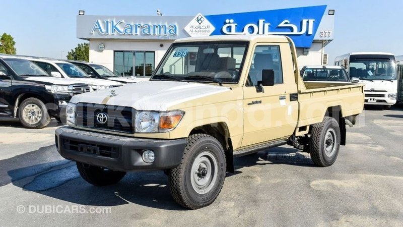Big with watermark toyota land cruiser uganda import dubai 9242