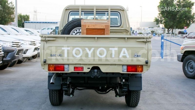 Big with watermark toyota land cruiser uganda import dubai 9246