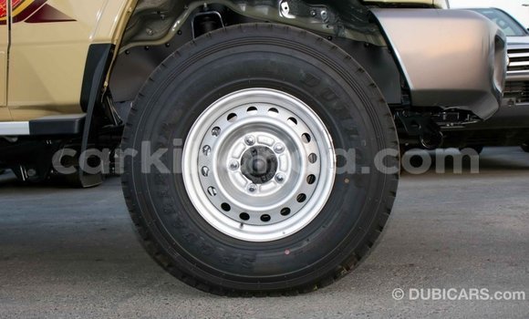 Buy Import Toyota Land Cruiser Beige Car in Import - Dubai in Uganda Buy Import Toyota Land Cruiser Beige Car in Import - Dubai in Uganda
