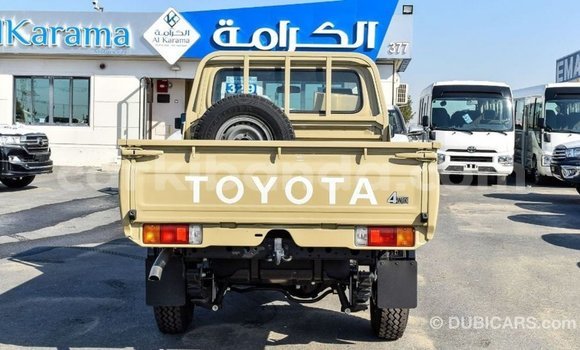 Buy Import Toyota Land Cruiser Beige Car in Import - Dubai in Uganda Buy Import Toyota Land Cruiser Beige Car in Import - Dubai in Uganda