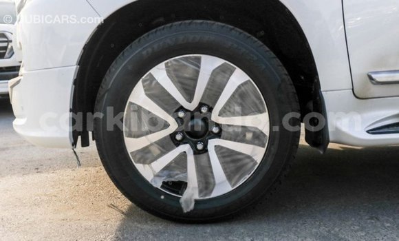 Buy Import Toyota Land Cruiser White Car in Import - Dubai in Uganda Buy Import Toyota Land Cruiser White Car in Import - Dubai in Uganda