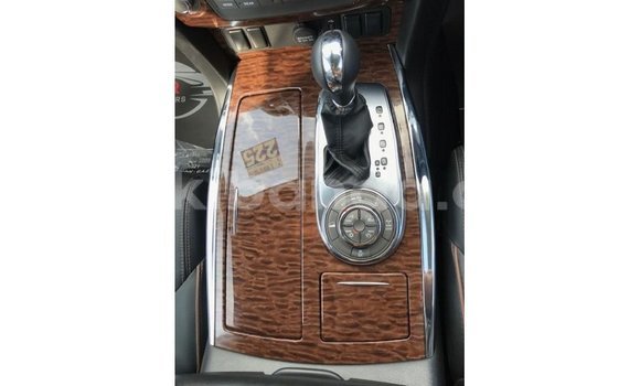 Acheter Import Voiture Nissan Patrol Autre à Import - Dubai, Ouganda Acheter Import Voiture Nissan Patrol Autre à Import - Dubai, Ouganda