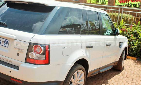 Buy Used Land Rover Range Rover White Car in Kampala in Uganda Buy Used Land Rover Range Rover White Car in Kampala in Uganda