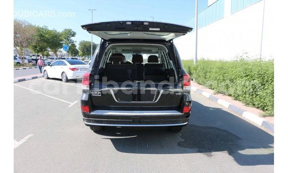 Buy Import Toyota Land Cruiser Black Car in Import - Dubai in Uganda Buy Import Toyota Land Cruiser Black Car in Import - Dubai in Uganda