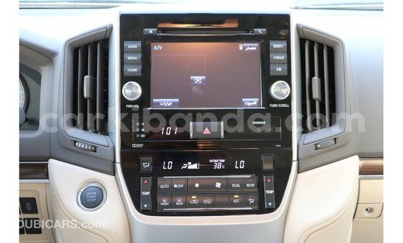 Buy Import Toyota Land Cruiser White Car in Import - Dubai in Uganda Buy Import Toyota Land Cruiser White Car in Import - Dubai in Uganda