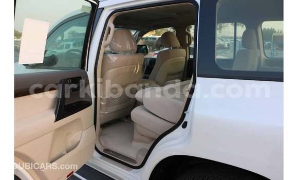 Buy Import Toyota Land Cruiser White Car in Import - Dubai in Uganda Buy Import Toyota Land Cruiser White Car in Import - Dubai in Uganda