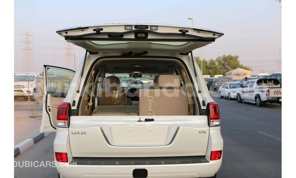 Buy Import Toyota Land Cruiser White Car in Import - Dubai in Uganda Buy Import Toyota Land Cruiser White Car in Import - Dubai in Uganda