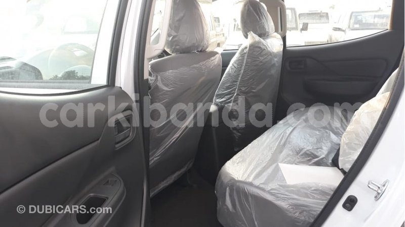 Big with watermark mitsubishi l200 uganda import dubai 9280
