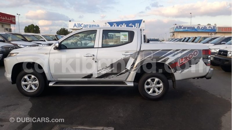 Big with watermark mitsubishi l200 uganda import dubai 9280