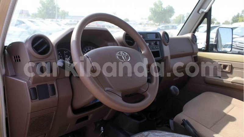 Big with watermark toyota land cruiser uganda import dubai 9287