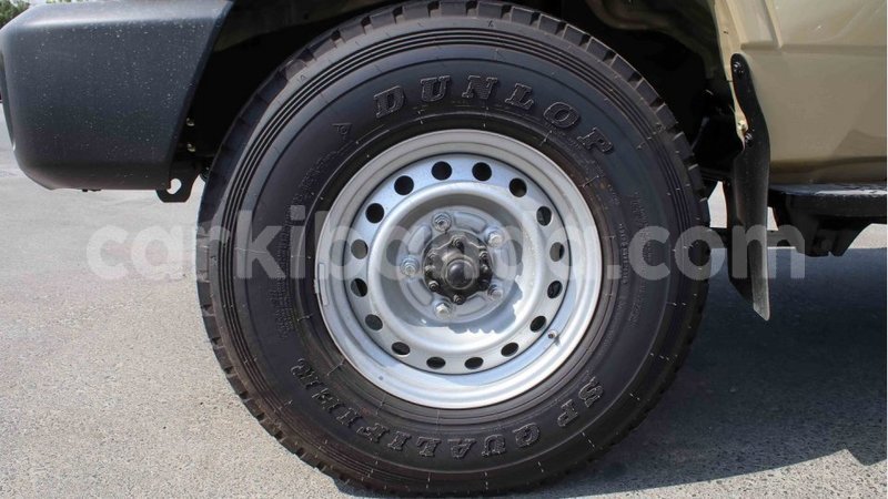 Big with watermark toyota land cruiser uganda import dubai 9287