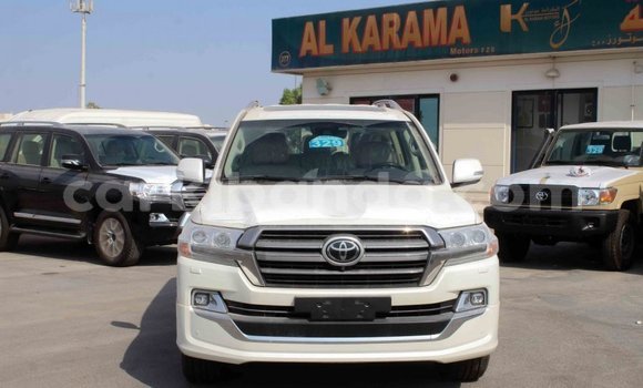 Buy Import Toyota Land Cruiser White Car in Import - Dubai in Uganda Buy Import Toyota Land Cruiser White Car in Import - Dubai in Uganda