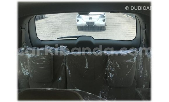 Acheter Import Voiture Nissan Patrol Blanc à Import - Dubai, Ouganda Acheter Import Voiture Nissan Patrol Blanc à Import - Dubai, Ouganda