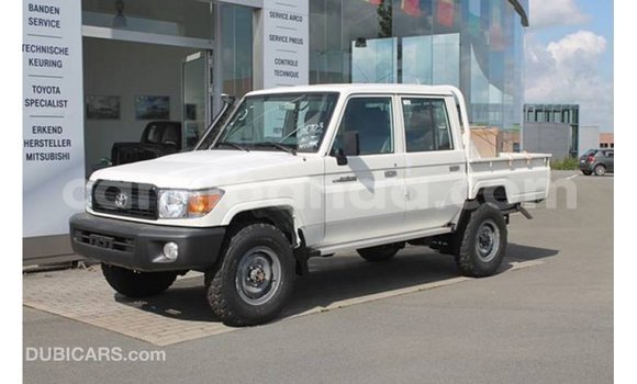 Buy Import Toyota Land Cruiser White Car in Import - Dubai in Uganda Buy Import Toyota Land Cruiser White Car in Import - Dubai in Uganda