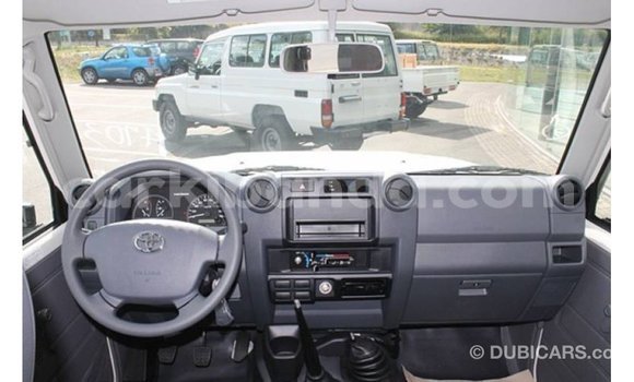 Buy Import Toyota Land Cruiser White Car in Import - Dubai in Uganda Buy Import Toyota Land Cruiser White Car in Import - Dubai in Uganda