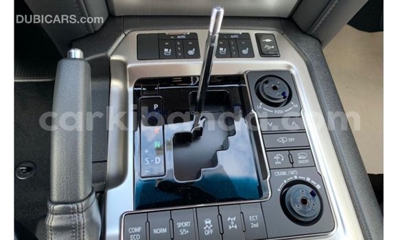 Buy Import Toyota Land Cruiser Other Car in Import - Dubai in Uganda Buy Import Toyota Land Cruiser Other Car in Import - Dubai in Uganda