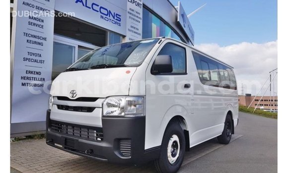 Buy Import Toyota Hiace White Car in Import - Dubai in Uganda Buy Import Toyota Hiace White Car in Import - Dubai in Uganda